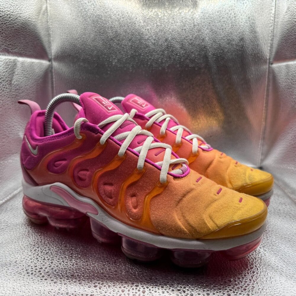 Size‎ 8.5 Nike Air Vapormax Plus Summer Sunset Pink Womens Sneakers CI9900-600